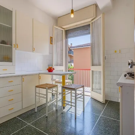 Apartamento Guesthost - Rimesse & Ospedale Sant'orsola Bolonha