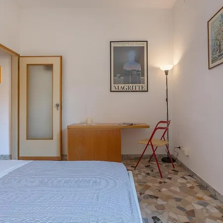Apartmán Guesthost - Rimesse & Ospedale Sant'orsola *